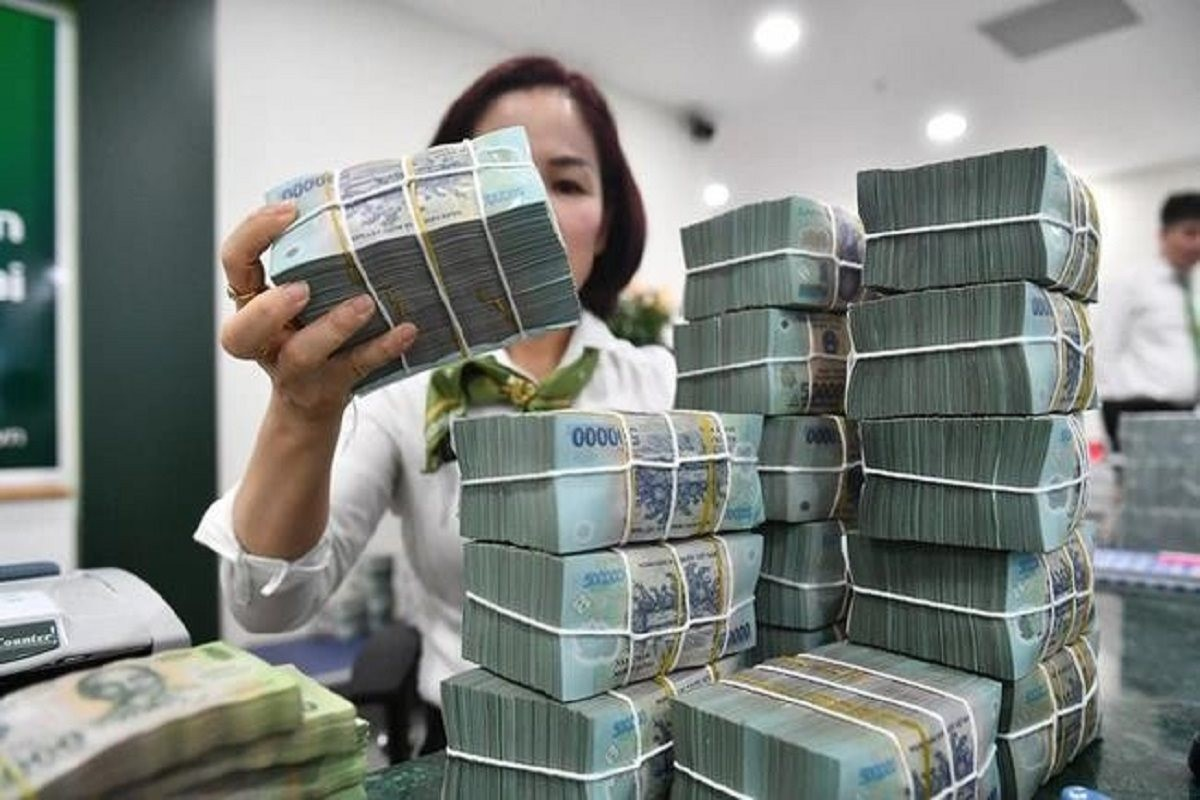 Tin tức kinh tế ngày 27/7: Người dân gửi hơn 10,82 triệu tỷ đồng vào ngân hàng Tin tức kinh tế ngày 27/7: Người dân gửi hơn 10,82 triệu tỷ đồng vào ngân hàng