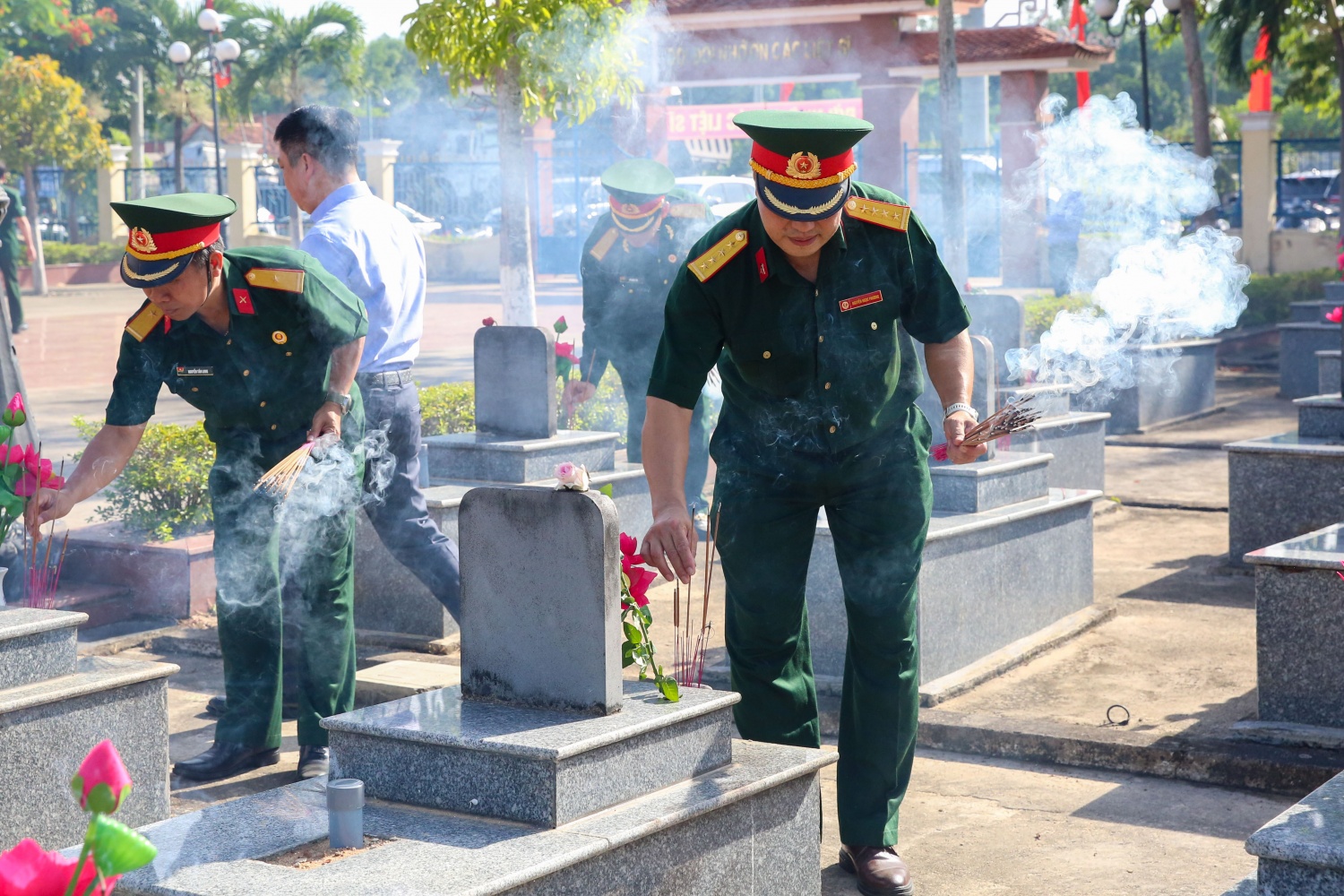 BSR lan tỏa nghĩa tình với chuỗi hoạt động tri ân thiết thực nhân kỷ niệm Ngày Thương binh - Liệt sĩ BSR lan tỏa nghĩa tình với chuỗi hoạt động tri ân thiết thực nhân kỷ niệm Ngày Thương binh - Liệt sĩ