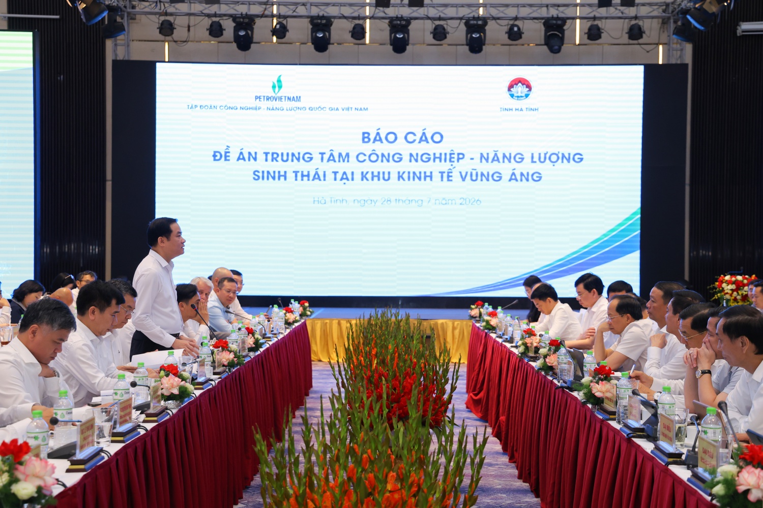 Petrovietnam - Hà Tĩnh mở rộng không gian tăng trưởng với trung tâm công nghiệp - năng lượng