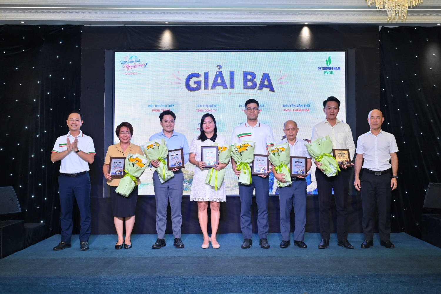 Vinh danh các tác phẩm, tác giả đạt giải Ba Vinh danh các tác phẩm, tác giả đạt giải Ba