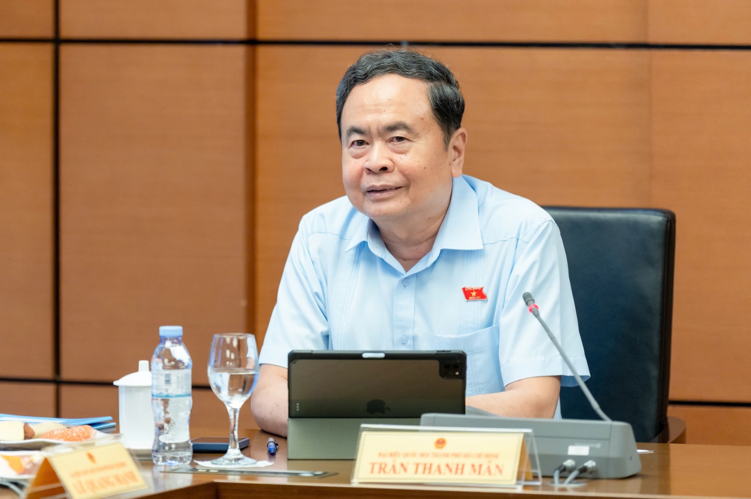 Cắt giảm điều kiện kinh doanh phải thực chất, không để phát sinh “giấy phép con” Cắt giảm điều kiện kinh doanh phải thực chất, không để phát sinh “giấy phép con”