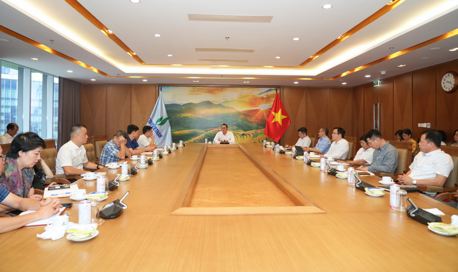 Đảng bộ Bộ máy QL&ĐH Petrovietnam lan tỏa khát vọng tìm dầu để làm giàu cho Tổ quốc Đảng bộ Bộ máy QL&ĐH Petrovietnam lan tỏa
