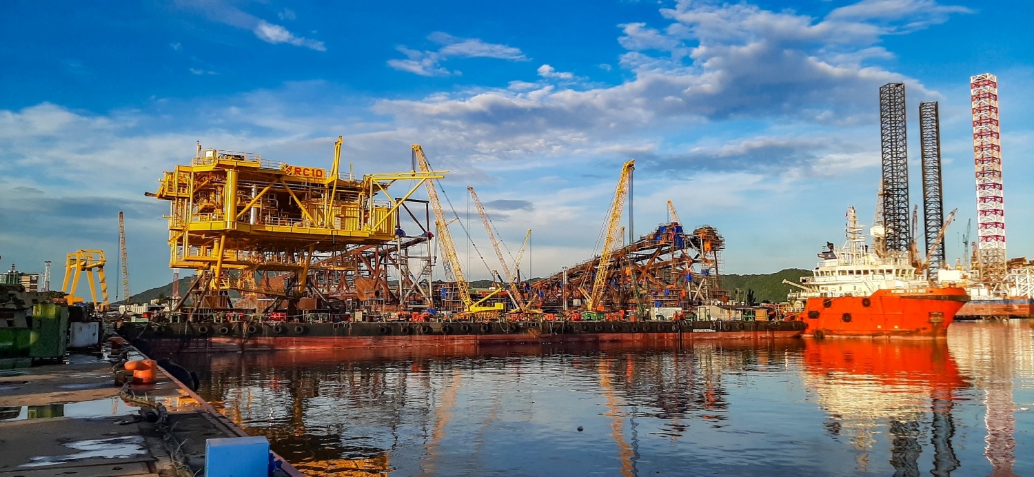 Petrovietnam: Làm chủ năng lực tổng thầu EPC công trình dầu khí ngoài khơi Petrovietnam: Làm chủ năng lực tổng thầu EPC công trình dầu khí ngoài khơi