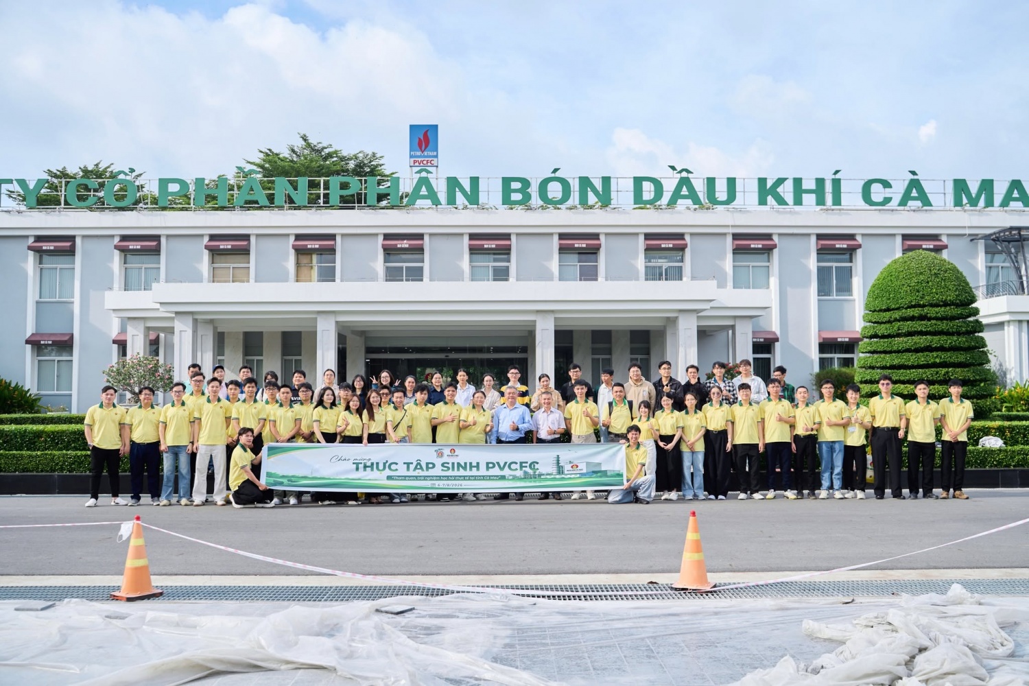 PVCFC trao “hành trang” nghề nghiệp cho thực tập sinh PVCFC trao “hành trang” nghề nghiệp cho thực tập sinh