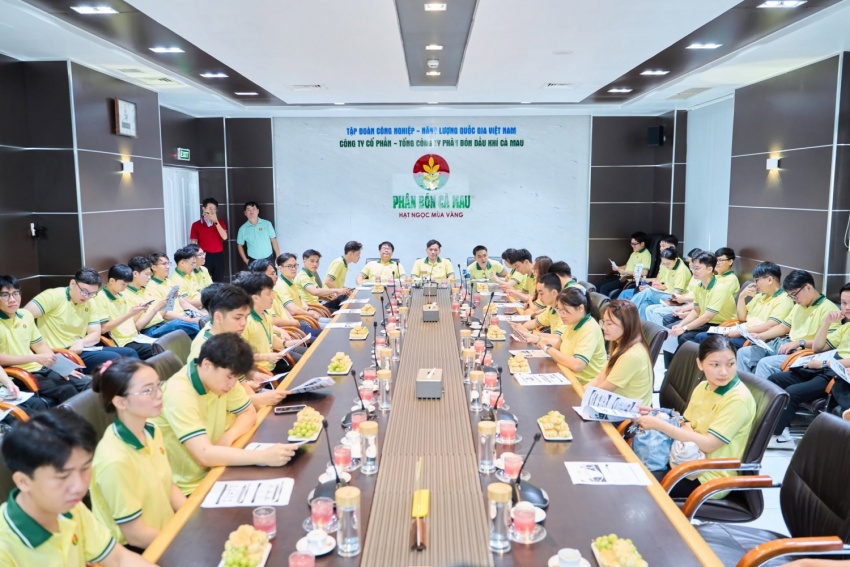 PVCFC trao “hành trang” nghề nghiệp cho thực tập sinh PVCFC trao “hành trang” nghề nghiệp cho thực tập sinh