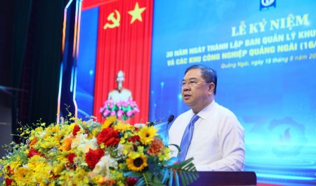Lọc hóa dầu và gang thép góp phần khẳng định vị thế của Khu kinh tế Dung Quất