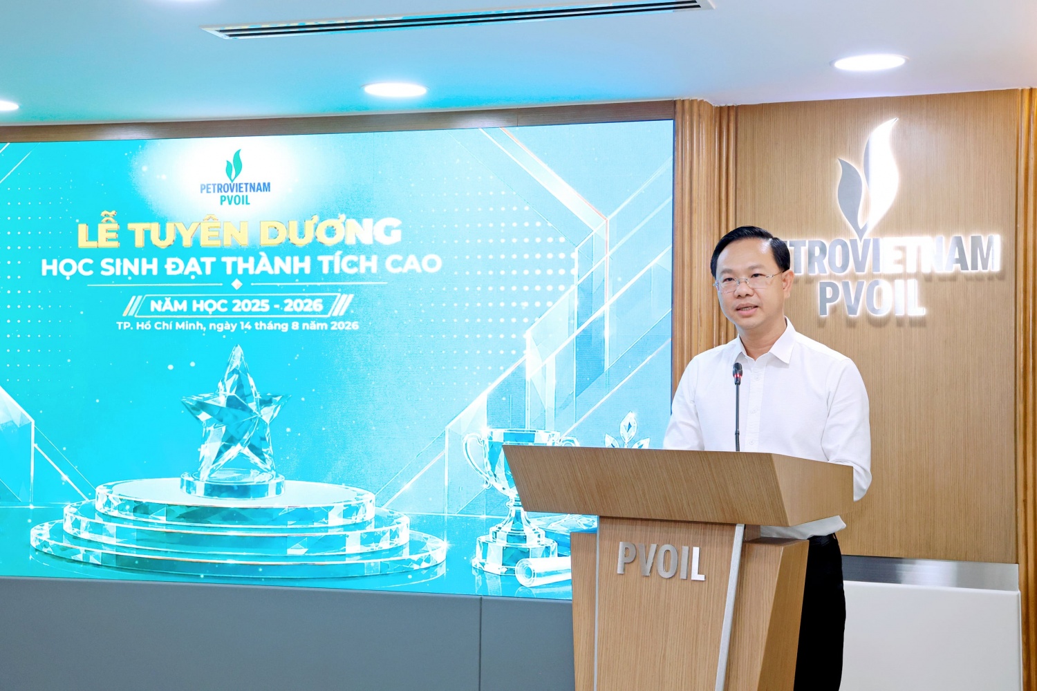 Ông Mai Xuân Hải - Chủ tịch Công đoàn PVOIL phát biểu tại Lễ Tuyên dương Ông Mai Xuân Hải - Chủ tịch Công đoàn PVOIL phát biểu tại Lễ Tuyên dương