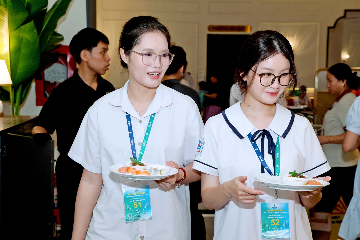 PVOIL tuyên dương các học sinh đạt thành tích cao, nâng bước thế hệ tương lai