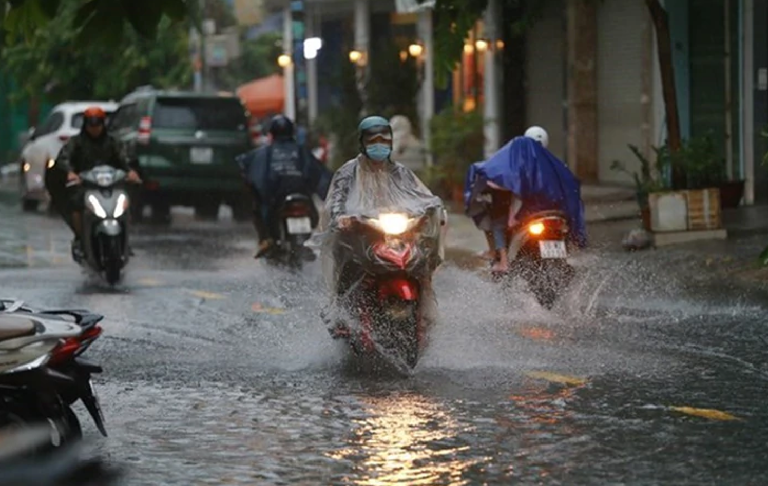 Bộ Xây dựng yêu cầu chủ động ứng phó mưa lớn, lũ quét và áp thấp nhiệt đới