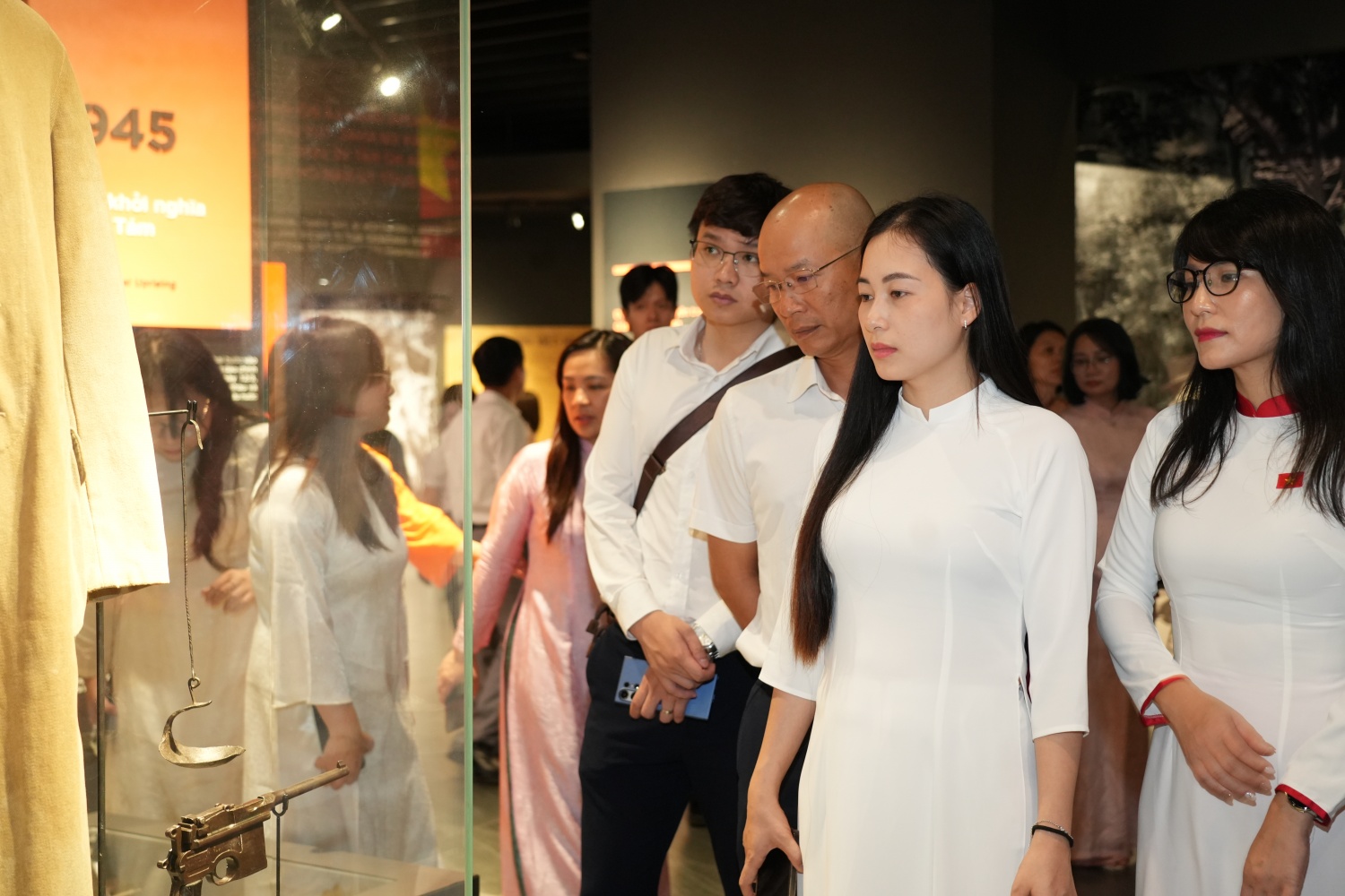 PVEP kết nạp đảng viên mới tại “địa chỉ đỏ”, tiếp lửa truyền thống cách mạng