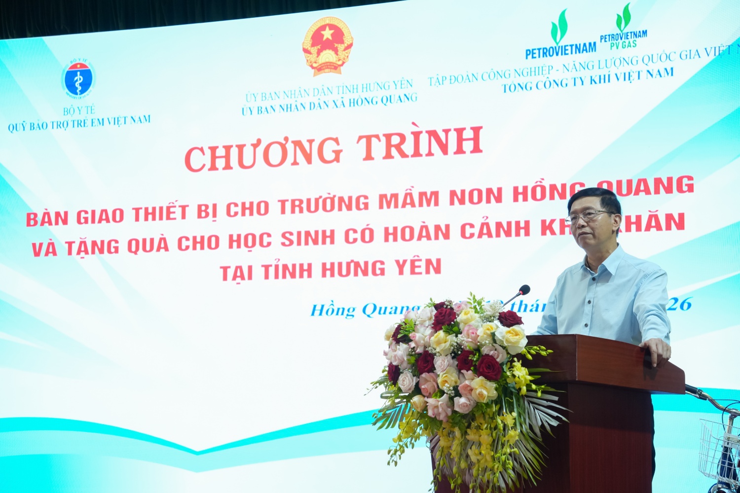 PETROVIETNAM và PV GAS đồng hành cùng học sinh Hưng Yên đón năm học mới