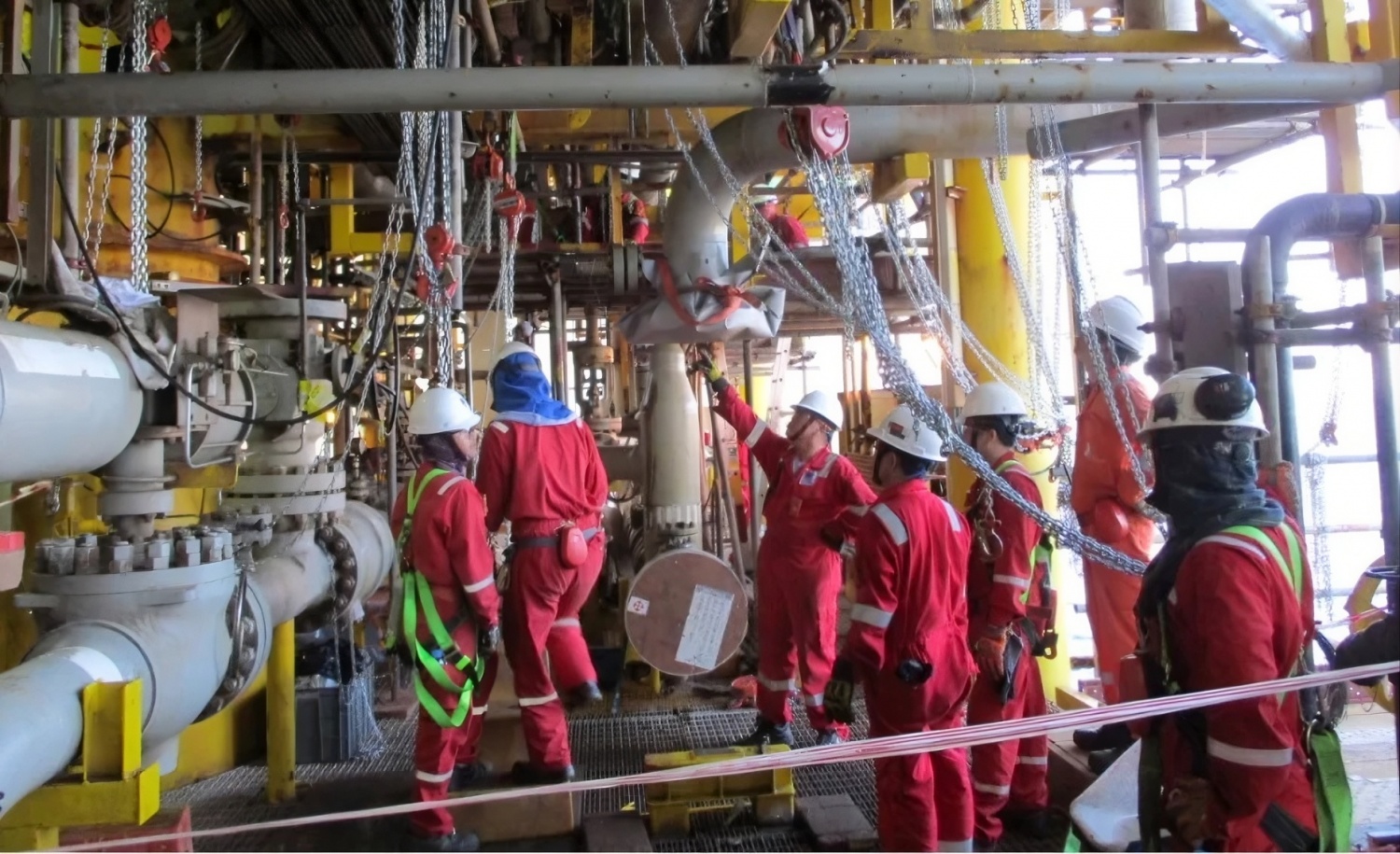 PETROVIETNAM - Những giá trị làm nên một hành trình PETROVIETNAM - Những giá trị làm nên một hành trình