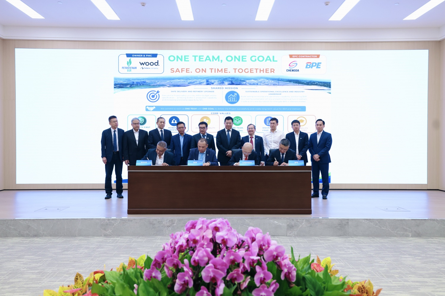 Đồng lòng hành động, kiến tạo thành công trong triển khai Dự án NCMR NMLD Dung Quất Đồng lòng hành động, kiến tạo thành công trong triển khai Dự án NCMR NMLD Dung Quất
