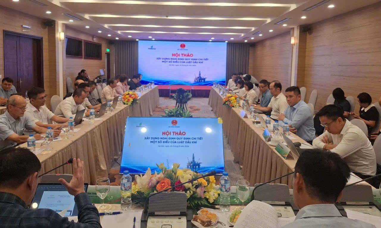 Luật Dầu khí (sửa đổi): Chuyển nhanh từ quyết sách sang hành động Luật Dầu khí (sửa đổi): Chuyển nhanh từ quyết sách sang hành động