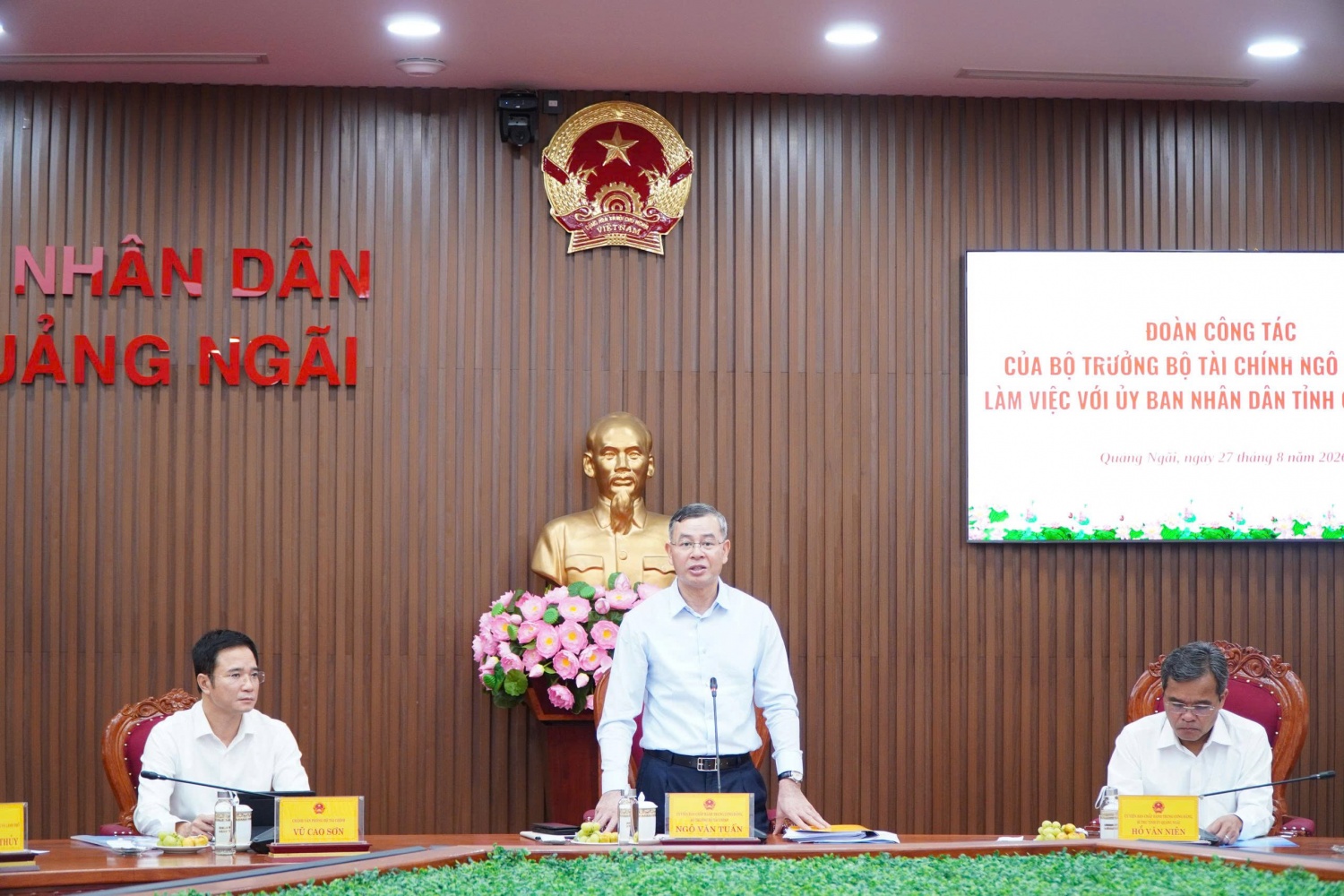 Sớm hoàn thiện Đề án Trung tâm lọc hóa dầu và năng lượng quốc gia tại Dung Quất