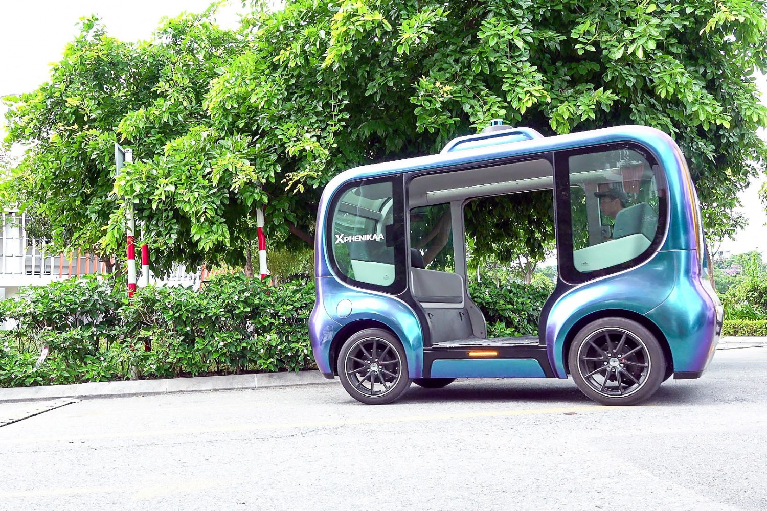 Hà Nội cho phép thử nghiệm xe buýt tự hành, robot taxi Hà Nội cho phép thử nghiệm xe buýt tự hành, robot taxi