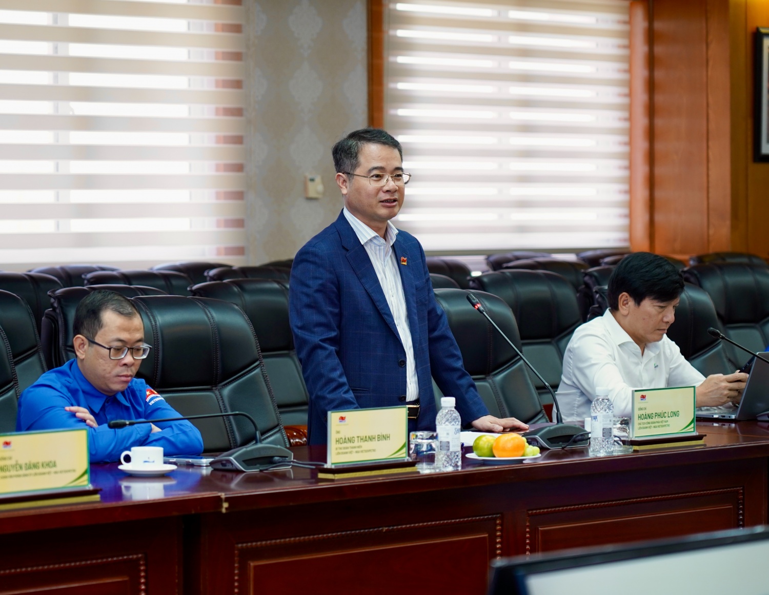 Tuổi trẻ Việt Nam   Lào tăng cường gắn kết, chia sẻ kinh nghiệm qua tìm hiểu thực tế tại PETROVIETNAM