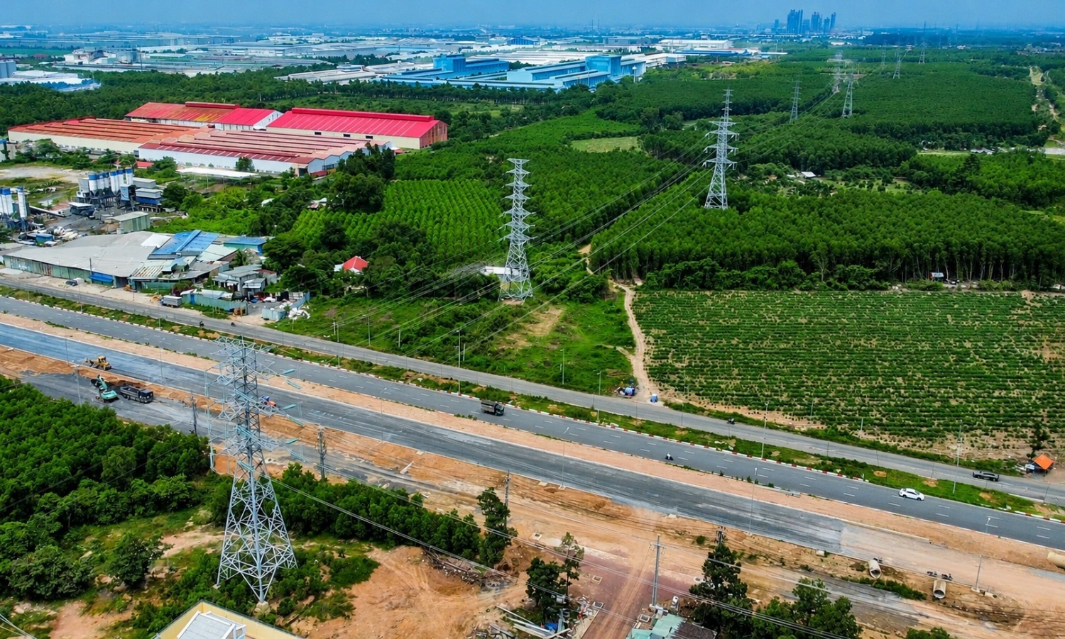 EVNNPT về đích 2 công trình truyền tải điện tại Đồng Nai