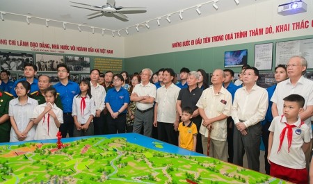 Cuộc thi “Tôi yêu PETROVIETNAM”: 65 năm không chỉ để nhớ, mà để hiểu và viết tiếp