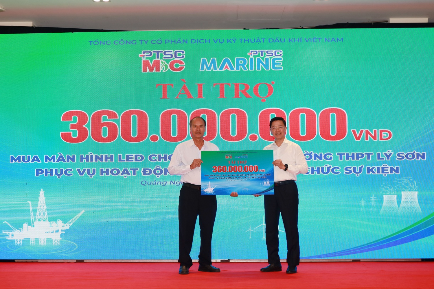 Mang “Nghĩa tình PETROVIETNAM” tiếp sức học sinh nơi hải đảo Lý Sơn Mang “Nghĩa tình PETROVIETNAM” tiếp sức học sinh nơi hải đảo Lý Sơn