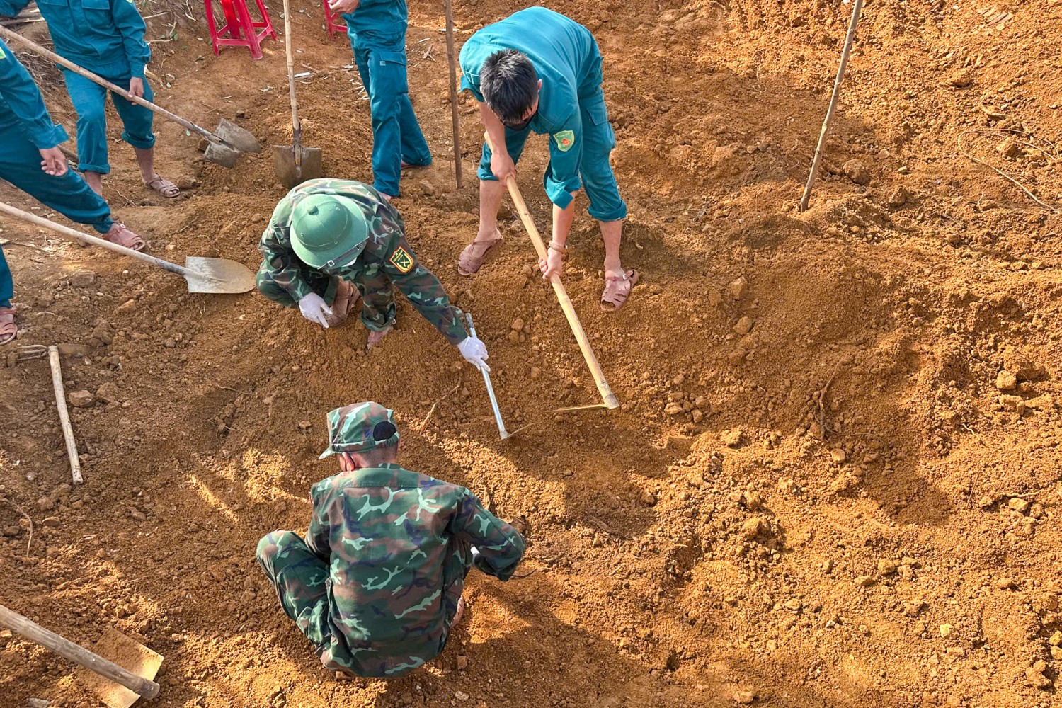 Quảng Ngãi: Phát hiện, quy tập 3 hài cốt liệt sĩ tại xã Đặng Thùy Trâm Quảng Ngãi: Phát hiện, quy tập 3 hài cốt liệt sĩ tại xã Đặng Thùy Trâm