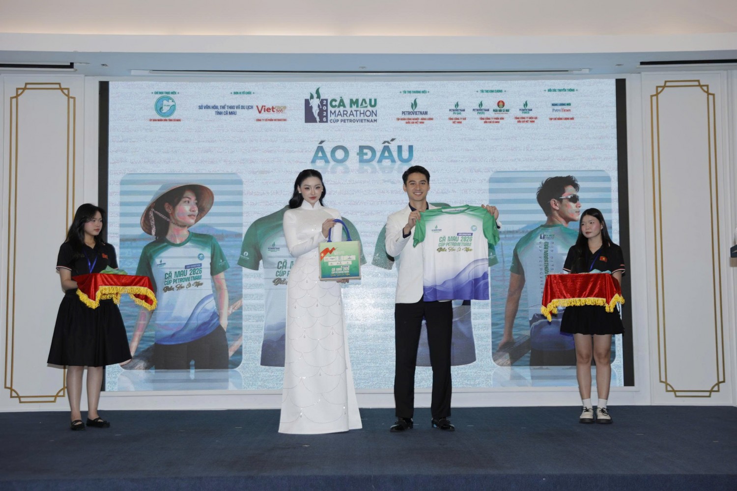 Phân bón Cà Mau và hành trình cùng những bước chân đất Mũi Phân bón Cà Mau và hành trình cùng những bước chân đất Mũi