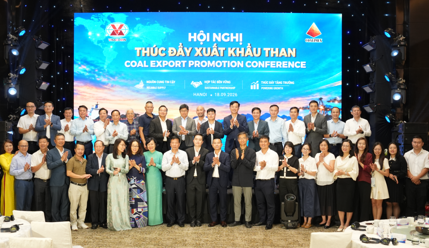 TKV xuất khẩu than 