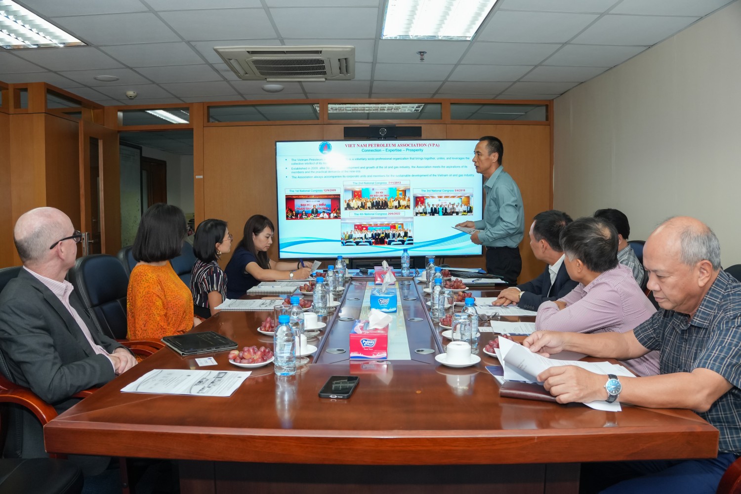 Hội Dầu khí Việt Nam trao đổi hợp tác với Hiệp hội Khí tự nhiên và Năng lượng châu Á