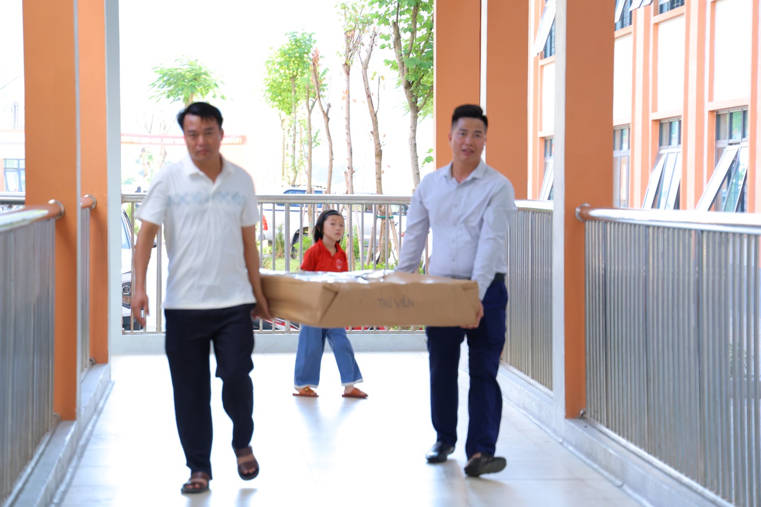 Những ước mơ được thắp sáng dưới mái trường PETROVIETNAM - Phong Thổ