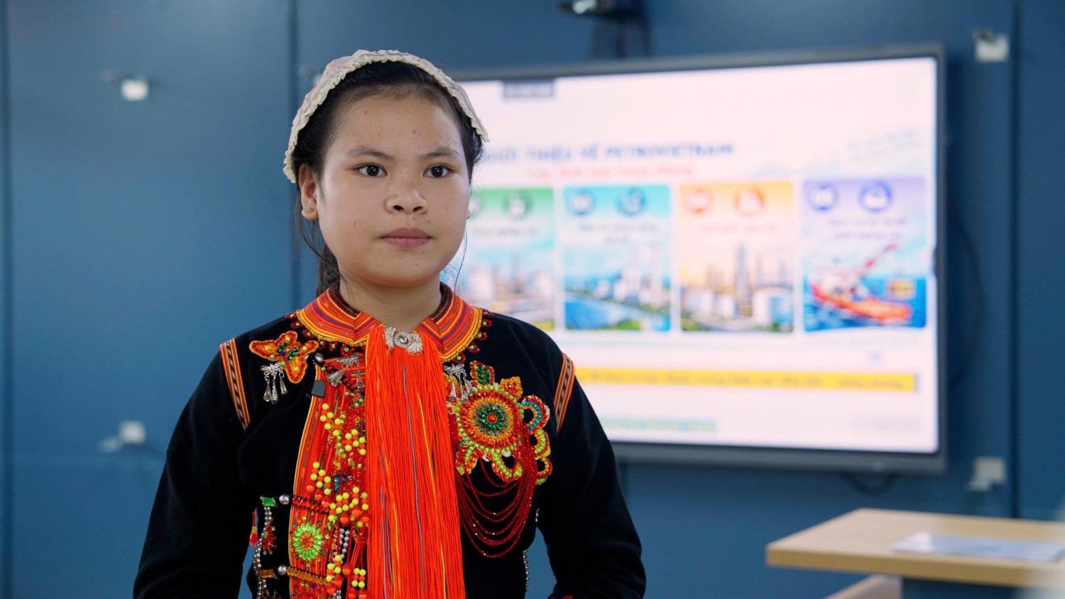Những ước mơ được thắp sáng dưới mái trường PETROVIETNAM - Phong Thổ