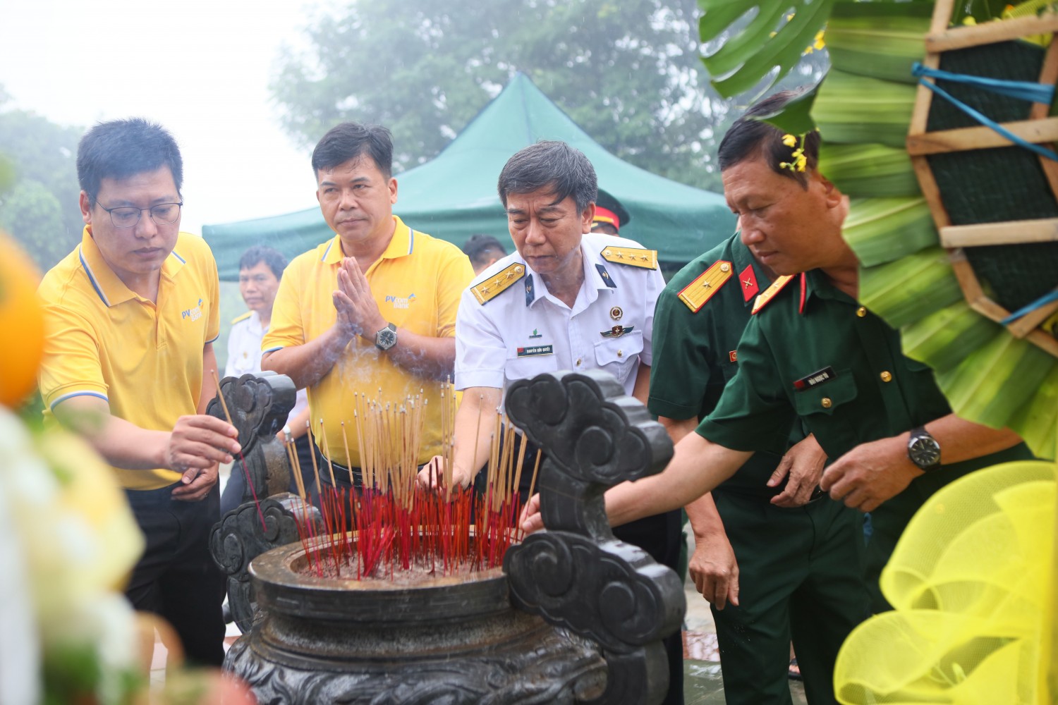 Tập thể người lao động PETROVIETNAM hướng về 150 năm ngày sinh Cụ Huỳnh Thúc Kháng