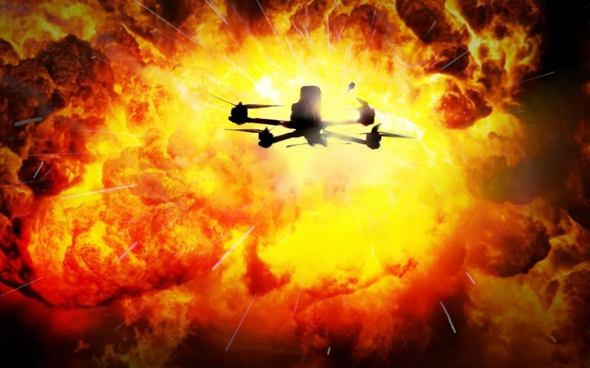 UAV Ukraine tiếp tục tập kích cơ sở năng lượng Nga