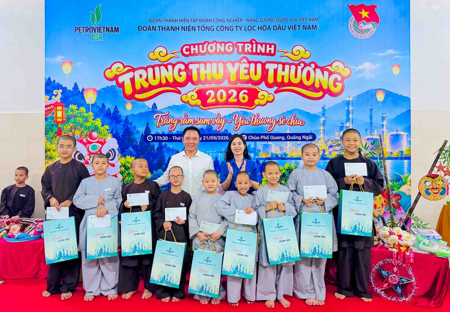 Mùa Trung thu ấm áp, lan tỏa nghĩa tình PETROVIETNAM Mùa Trung thu ấm áp, lan tỏa nghĩa tình PETROVIETNAM