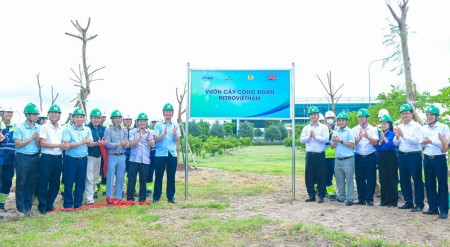 Vườn cây Công đoàn PETROVIETNAM: Mở rộng không gian xanh tại NMNĐ Thái Bình 2
