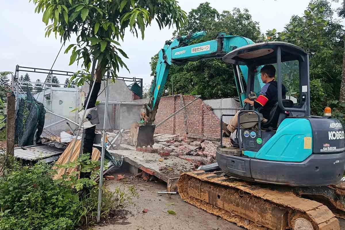 Hà Nội: Không để xử lý vi phạm đất đai, xây dựng, PCCC trên giấy Hà Nội tổng kiểm tra, xử lý dứt điểm vi phạm về đất đai, xây dựng, PCCC
