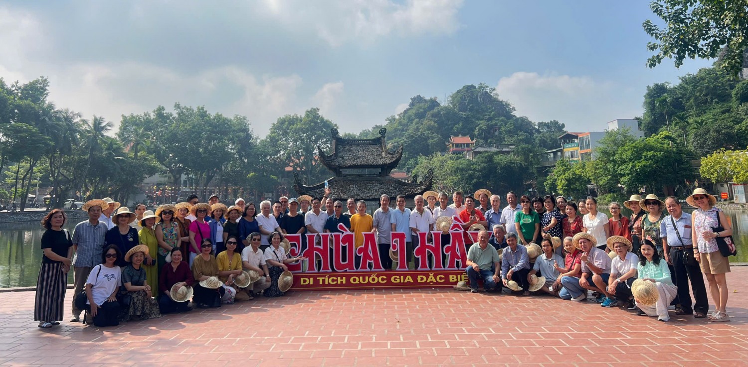 Ấm áp nghĩa tình cán bộ hưu trí PVEP