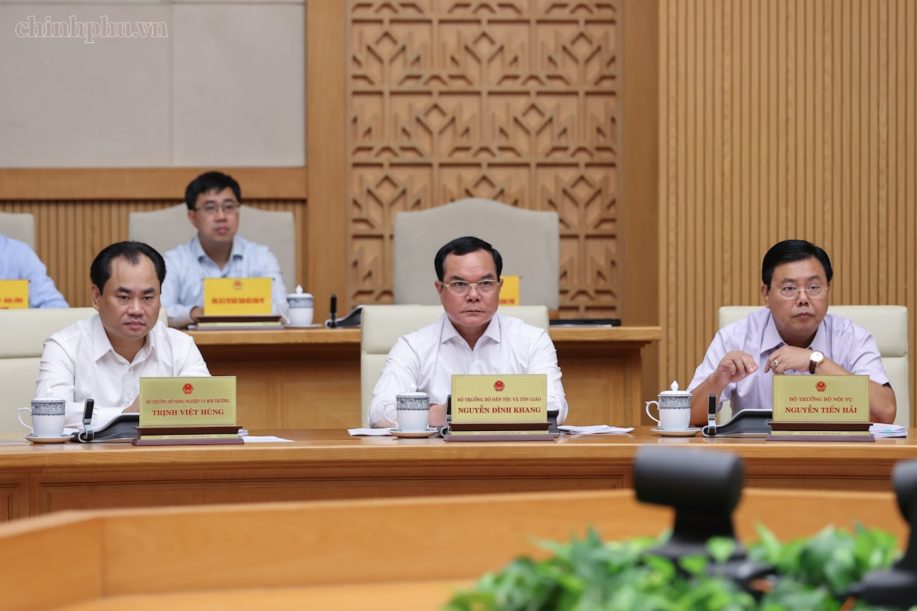 Thủ tướng: Quyết tâm cao nhất để GDP quý IV tăng trên 12,5%