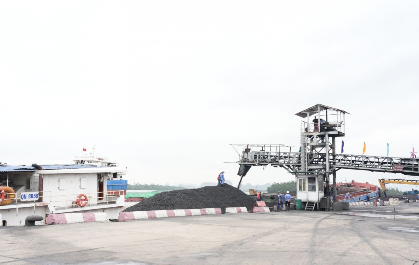 9 tháng đầu năm, TKV tiêu thụ hơn 38,7 triệu tấn than