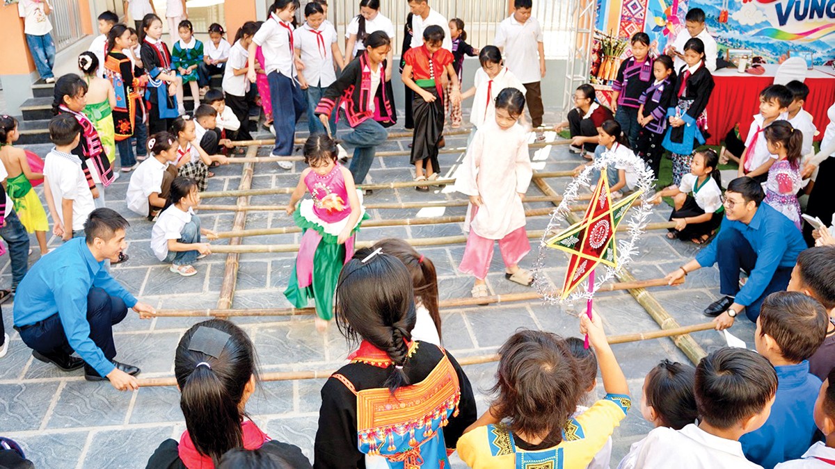 Thắp sáng những ước mơ nơi biên cương Thắp sáng những ước mơ nơi biên cương