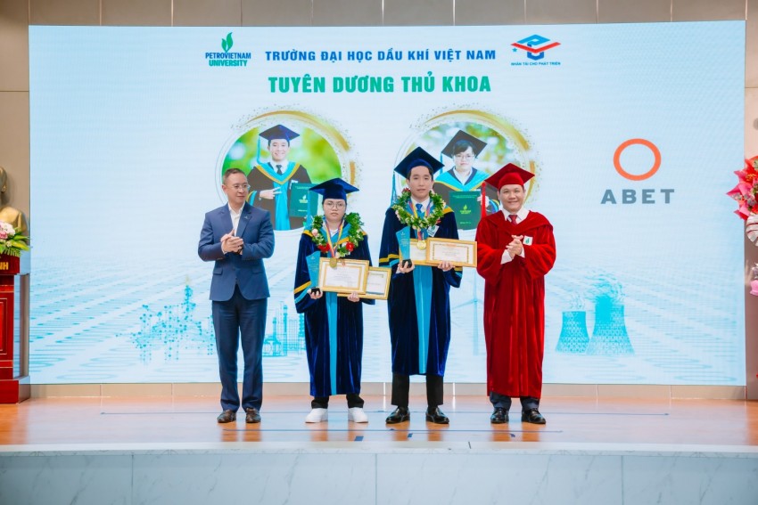 Tiếp nối di sản - Chắp cánh khát vọng Tiếp nối di sản Chắp cánh khát vọng