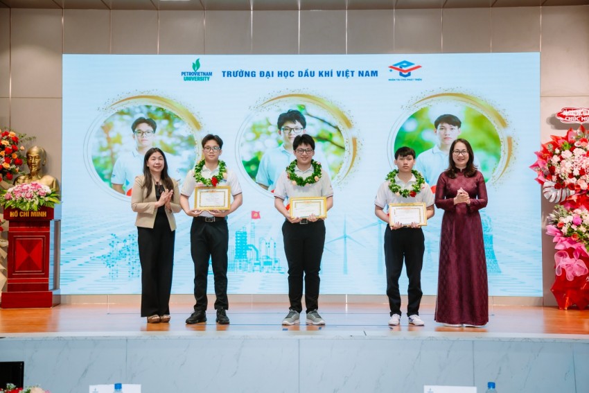 Tiếp nối di sản - Chắp cánh khát vọng Tiếp nối di sản Chắp cánh khát vọng