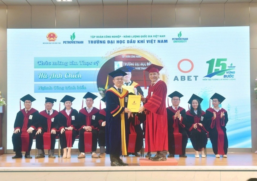 Chương trình thạc sĩ Công trình biển tại PVU: Nâng tầm kỹ sư Dầu khí và Năng lượng ngoài khơi Chương trình đào tạo thạc sĩ Công trình biển tại PVU: Nâng tầm kỹ sư dầu khí và năng lượng ngoài khơi