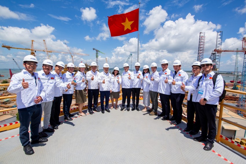 PTSC Marine G&S phối hợp cùng Pacifico Energy khởi động khảo sát hai dự án điện gió ngoài khơi tổng công suất 1,8 GW PTSC Marine GS phối hợp cùng Pacifico Energy khởi động khảo sát hai dự án điện gió ngoài khơi tổng công suất 1,8 GW