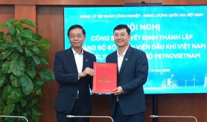 Đảng ủy PETROVIETNAM trao Quyết định thành lập Đảng bộ bộ phận Viện Dầu khí Việt Nam