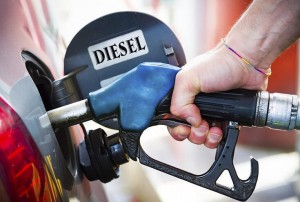 Cuộc chiến nào ảnh hưởng lớn hơn tới giá dầu diesel?