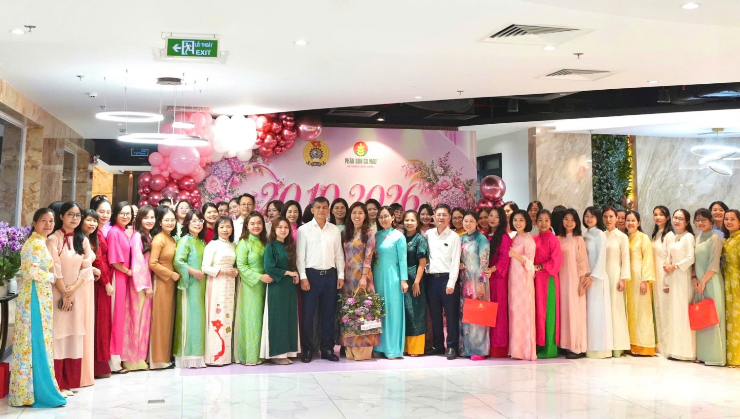 Phụ nữ PVCFC tự tin, tỏa sáng ngày Phụ nữ Việt Nam Phụ nữ PVCFC tự tin, tỏa sáng Ngày Phụ nữ Việt Nam