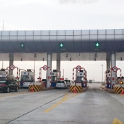 Đẩy nhanh triển khai hệ thống thu phí tự động không dừng