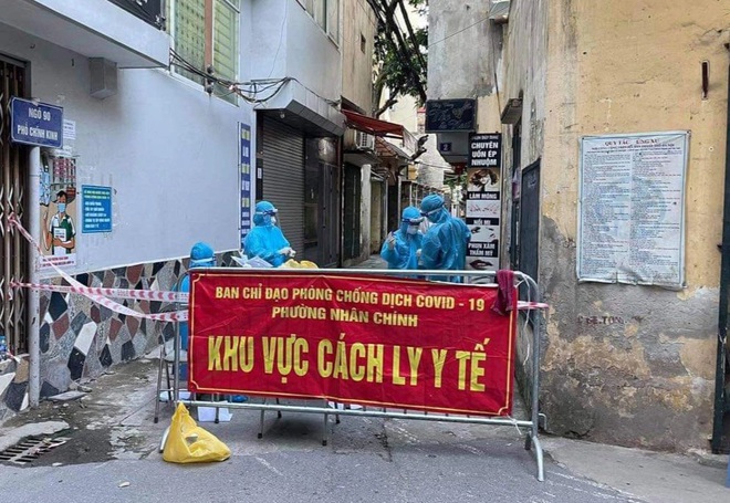 Những điều tử tế tôi nhận được khi sống trong khu phong tỏa - 1