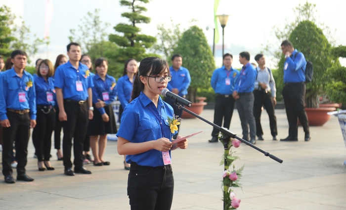 nu sinh vien pvu ngon lua nhiet huyet
