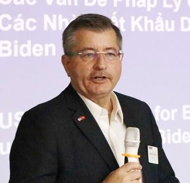 Để hàng Việt thâm nhập sâu thị trường Mỹ...